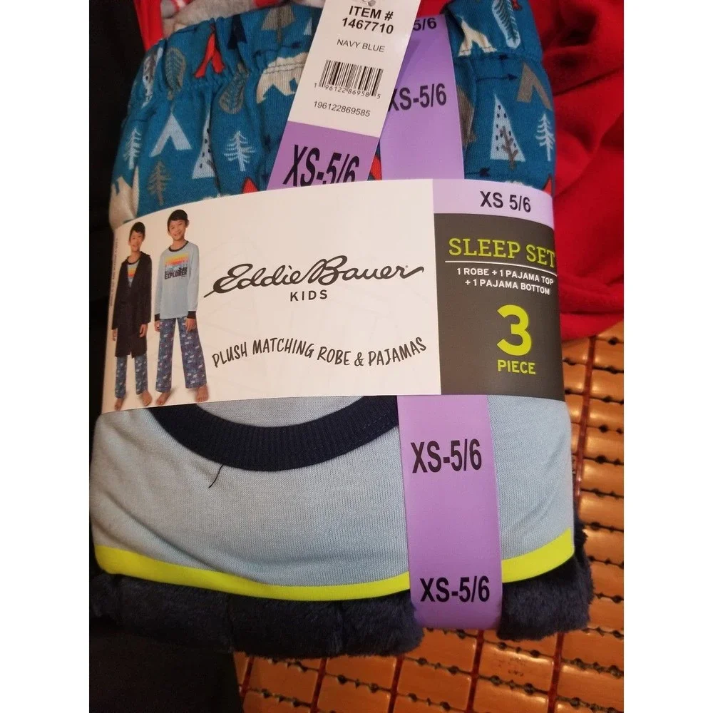 Boys 5/6t bundle pajama, pants, hoodie, etc new